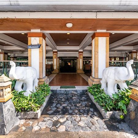 Royal Ivory Sukhumvit Nana Hotel Банкок Екстериор снимка